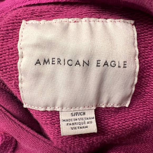 American Eagle Pink Hoodie Women’s Small Pullover Sweatshirt Embossed Logo - Picture 3 of 6